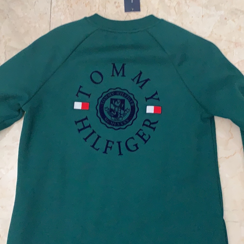 NWT Rare Tommy Hilfiger sweater dress w/ crest XS